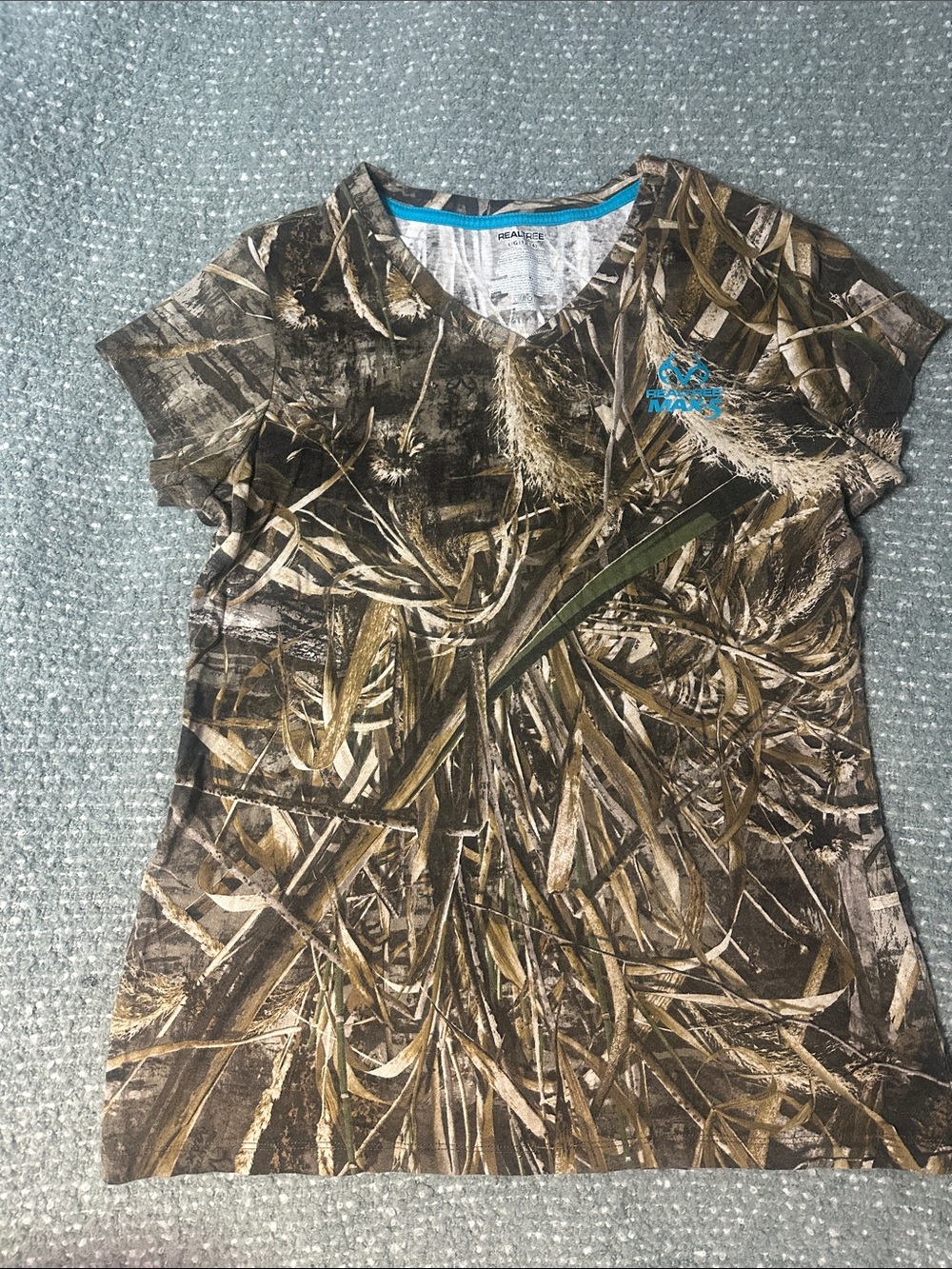 Realtree Girls' Short Sleeve V-Neck Camo Tee - Brown/Green